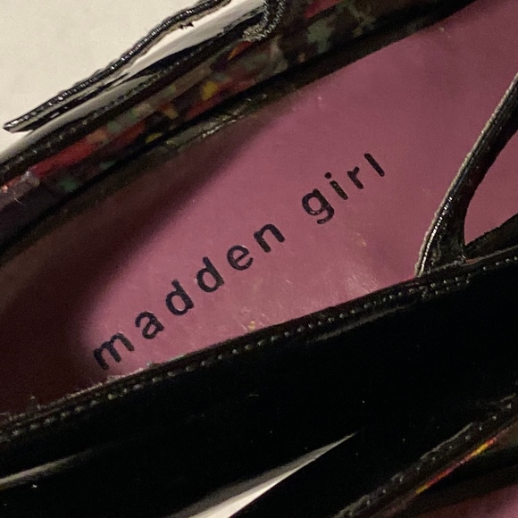 Madden Girl black heels with strap, size 10 - Picture 3 of 4